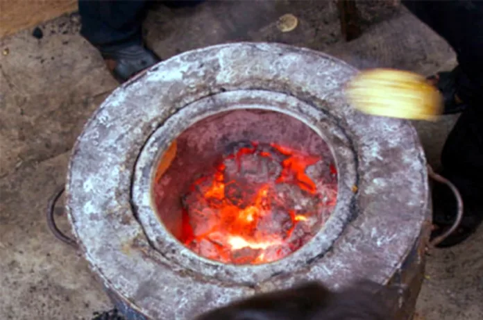 शादी में बिना पूछे खाया रसगुल्ला, आगबबूला कारीगर ने मासूम को धधकते तंदूर में झोंका, आरोपी कारीगर फरार