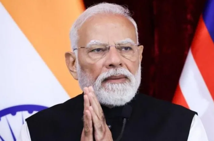 राष्ट्र के नाम संबोधन देकर पीएम मोदी ने तोड़ी आचार संहिता? 700 नागरिकों ने चुनाव आयोग से की जांच की मांग