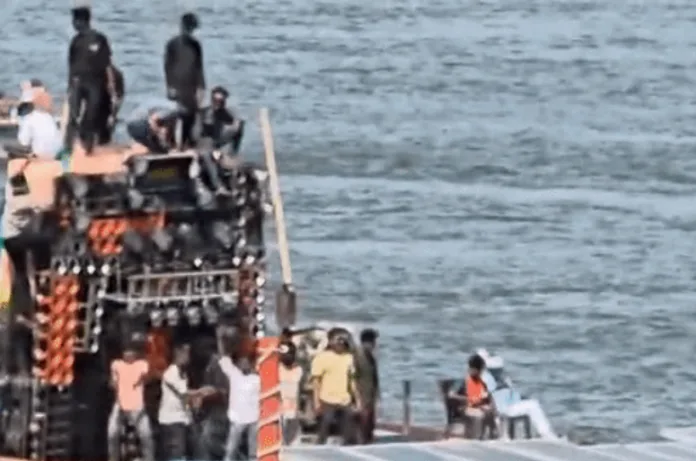 वाराणसी में नाव पर बीयर पार्टी का वीडियो वायरल, डीजे पर डांस करते दिखे लोग; अब पुलिस लेगी ऐक्शन