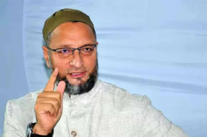 “मोदी और ममता एक ही सिक्के के दो पहलू” – बंगाल में चुनावी मंच से ओवैसी का बड़ा हमला