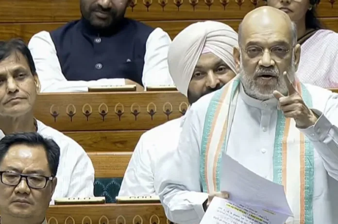 लोकसभा में आरक्षण और परिसीमन पर घमासान, अमित शाह का सपा पर तंज- सारे टिकट मुसलमानों को दे दे, परेशानी नहीं है