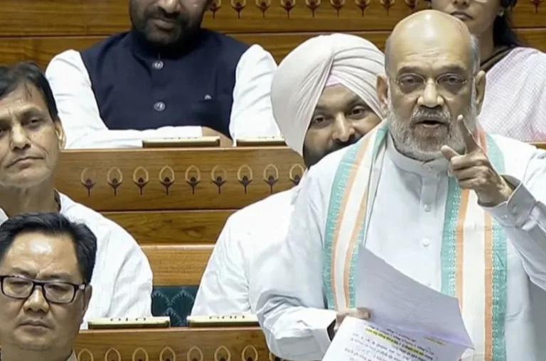 लोकसभा में आरक्षण और परिसीमन पर घमासान, अमित शाह का सपा पर तंज- सारे टिकट मुसलमानों को दे दे, परेशानी नहीं है