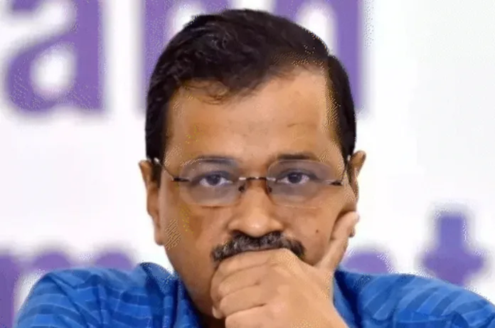 AAP में बड़ी टूट: दिल्ली में 22 विधायक; AAP को अब सता रहा एक और बात का डर राघव चड्ढा के बयान से बढ़ी हलचल