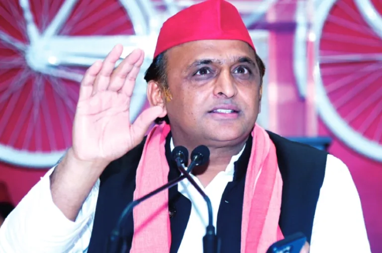 मंत्रालय बंटवारे में देरी पर अखिलेश यादव का तंज, बोले- क्या विभागों की ‘पर्ची’ भी ऊपर से आएगी?