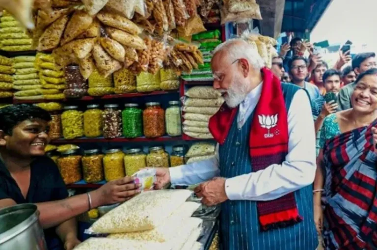 बंगाल: PM मोदी को झालमुड़ी खिलाने वाले दुकानदार को मिली जान से मारने की धमकी, दहशत में परिवार