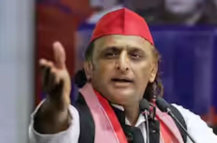 सीएम योगी के तारों पर कपड़े सुखाने वाले बयान पर भड़के अखिलेश,बोले- जनता भाजपा को ‘धो-पटककर’ सुखा देगी