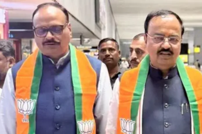 लखनऊ में नहीं उतर सका दोनों डिप्टी सीएम का विमान, खराब मौसम के चलते तीन बार कोशिश के बाद भी फेल,भोपाल डायवर्ट