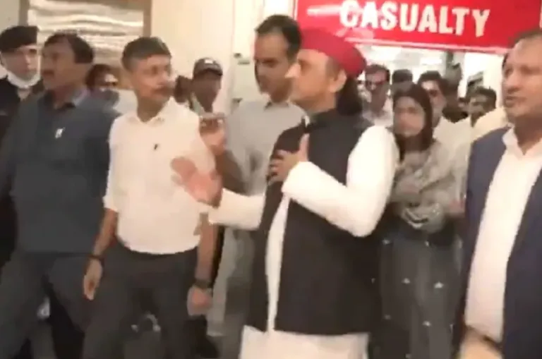 लखनऊ अग्निकांड: घायलों को नौकरी पर लौटने तक वेतन दे सरकार, मृतकों के परिजनों को मिले 1 करोड़ रुपये- अखिलेश यादव