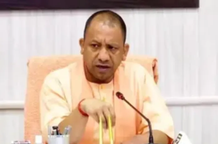 यूपी पुलिस भर्ती परीक्षा: अभ्यर्थियों को रोडवेज बसों में किराए पर 50% छूट, सीएम योगी का बड़ा फैसला