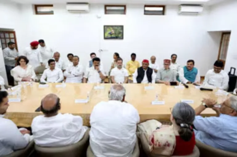 INDIA गठबंधन की अहम बैठक  दिल्ली में, 23 विपक्षी दल करेंगे मंथन; रणनीति और अंदरूनी मतभेदों पर होगी चर्चा