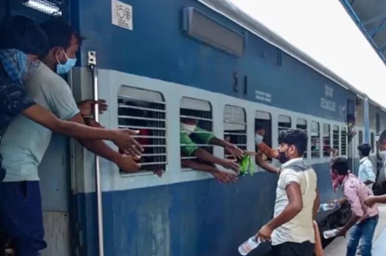 NEET री-एग्जाम से पहले रेलवे की स्पेशल ट्रेन पर सवाल,वापसी के लिए कोई ट्रेन ही नहीं; किराया भी वसूल रहे तगड़ा