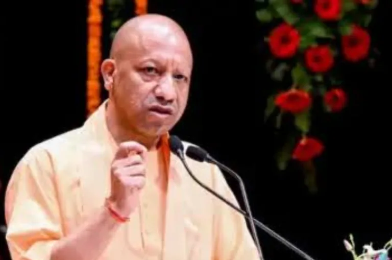 बेंगलुरु रोड शो में चमका यूपी मॉडल, उद्योग जगत ने योगी सरकार की नीतियों को सराहा