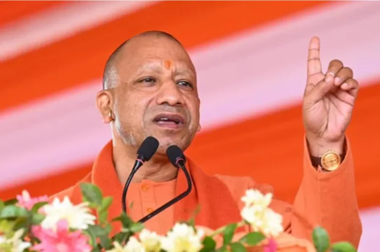 ‘पाताल में भी छुप जाओगे तो ढूंढ निकालेंगे…’ गोरखपुर में सीएम योगी का सख्त संदेश