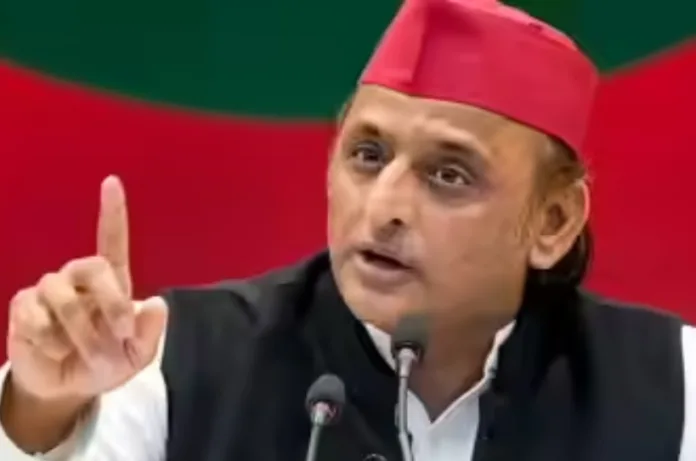 ग्राम प्रधानों को प्रशासक बनाने पर हाईकोर्ट की रोक, अखिलेश यादव ने योगी सरकार पर साधा निशाना