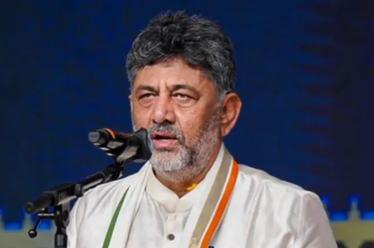 मुख्यमंत्री बनते ही डीके शिवकुमार के बड़े ऐलान, सड़क, रोजगार और छात्रों के लिए कई योजनाएं शुरू