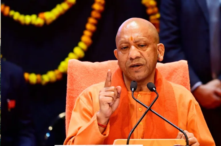 UP PCS Transfer: योगी सरकार का बड़ा प्रशासनिक फेरबदल, 182 PCS अधिकारियों के तबादले, कई जिलों के SDM बदले