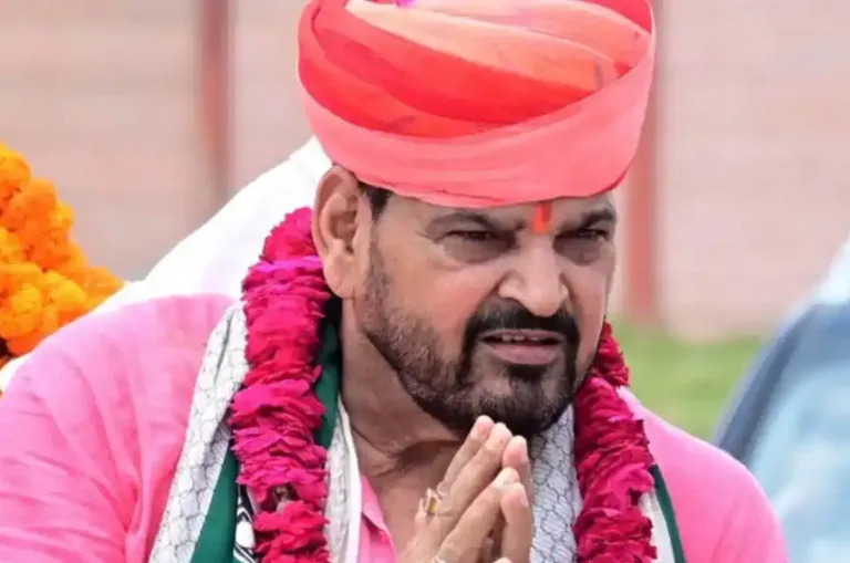 हनुमानगढ़ी विवाद पर बृजभूषण शरण सिंह ने बदला बयान, नमाज विवाद में माफीनामा