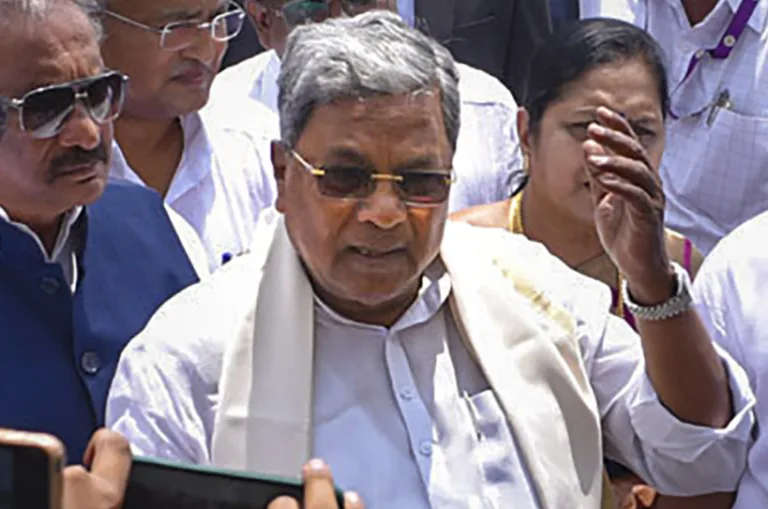 सिद्धारमैया ने 2028 विधानसभा चुनाव नहीं लड़ने का किया ऐलान, बोले- राजनीति में बढ़ा भ्रष्टाचार