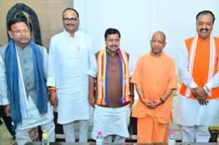 यूपी BJP में बड़े बदलाव के संकेत, 2027 चुनाव से पहले कई विधायकों के टिकट पर संकट; संगठन ने दिए स्पष्ट संदेश