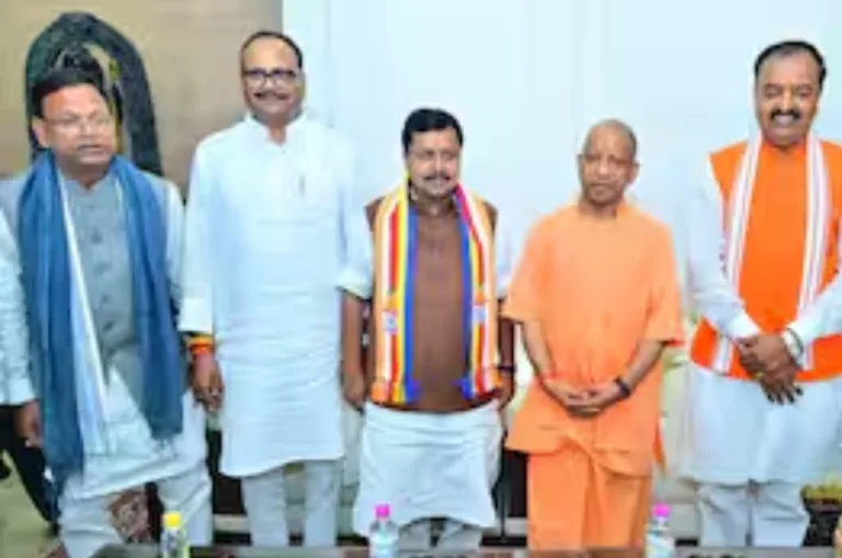 यूपी BJP में बड़े बदलाव के संकेत, 2027 चुनाव से पहले कई विधायकों के टिकट पर संकट; संगठन ने दिए स्पष्ट संदेश