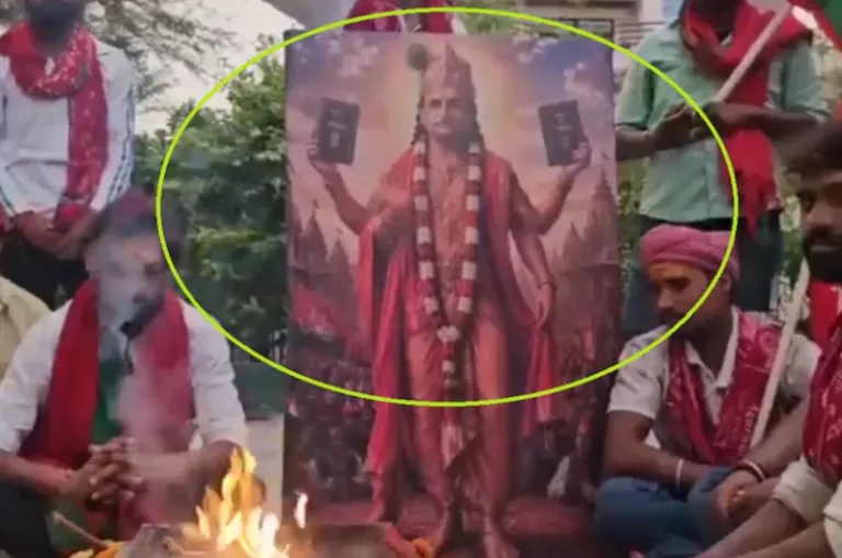 अखिलेश यादव को श्रीकृष्ण के रूप में दिखाने वाले पोस्टर पर सियासी बवाल, BJP ने उठाए सवाल