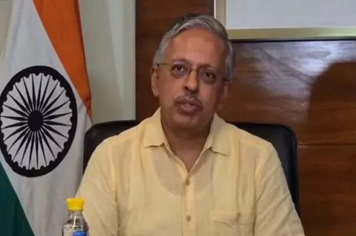 यूपी में जल्द खुलेगा रोजगार और नौकरियों का पिटारा, मुख्य सचिव ने अफसरों संग की बैठक, दिए ये निर्देश