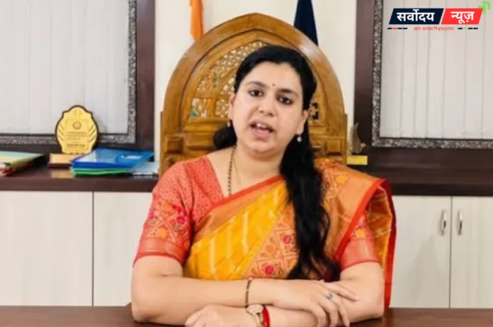 पूर्व IAS दिव्या मित्तल ने राजनीति में आने का किया ऐलान, बोलीं- यूपी में रहूंगी, डरूंगी नहीं