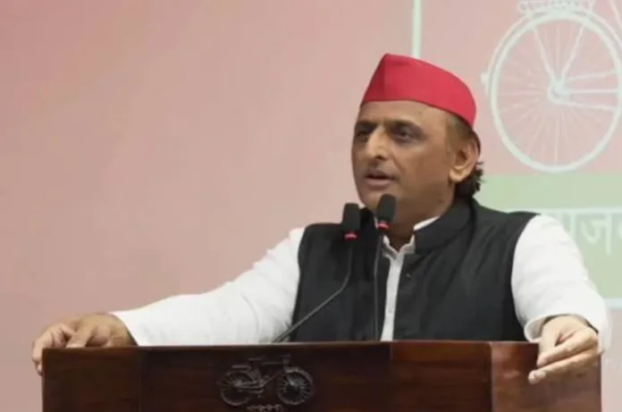 UP राज्यसभा चुनाव: तीसरा उम्मीदवार उतारने की तैयारी में अखिलेश यादव, रामगोपाल से लेकर आलोक रंजन तक इन नामों पर चर्चा