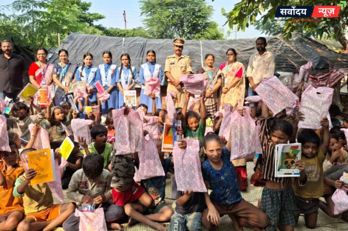 अपना स्कूल में कनोसा कॉवेन्ट गर्ल्स इंटर कॉलेज ने बांटी शिक्षण सामग्री, 80 बच्चों को मिला शैक्षिक सहयोग