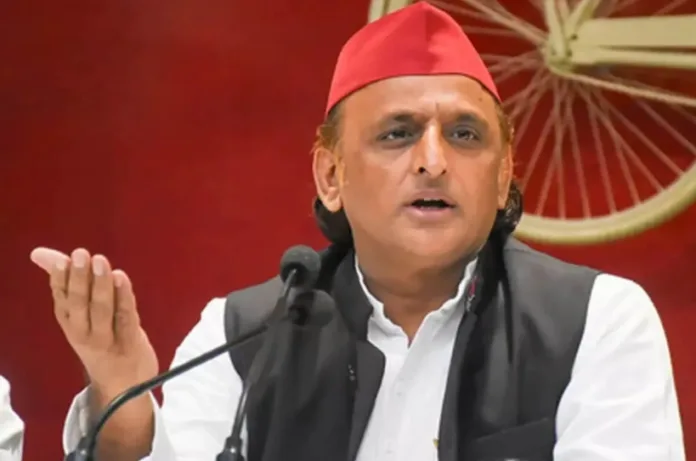 JPNIC विवाद पर अखिलेश का योगी सरकार पर हमला, बोले- मुख्यमंत्री इतनी सफाई क्यों दे रहे हैं?